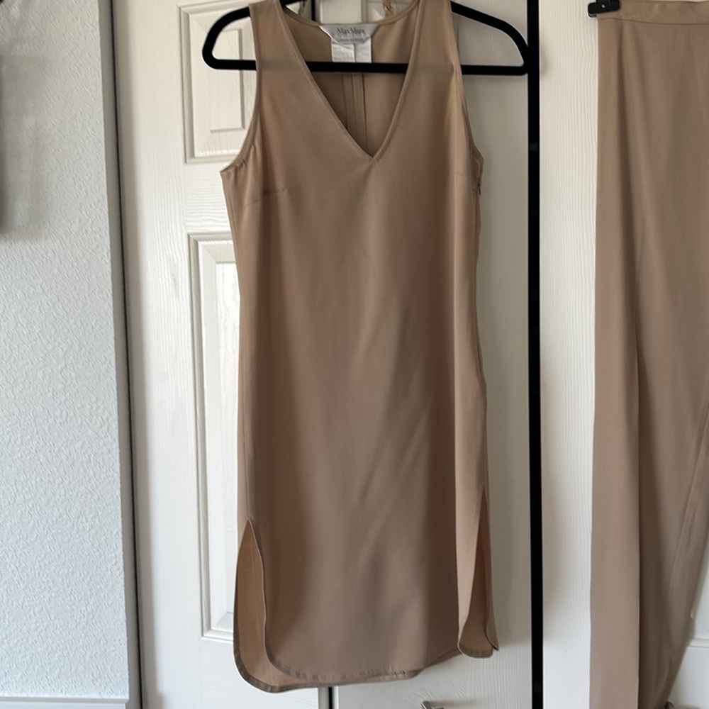 MaxMara Tan Jumpsuit with Relaxed Silhouette - Picture 2 of 3